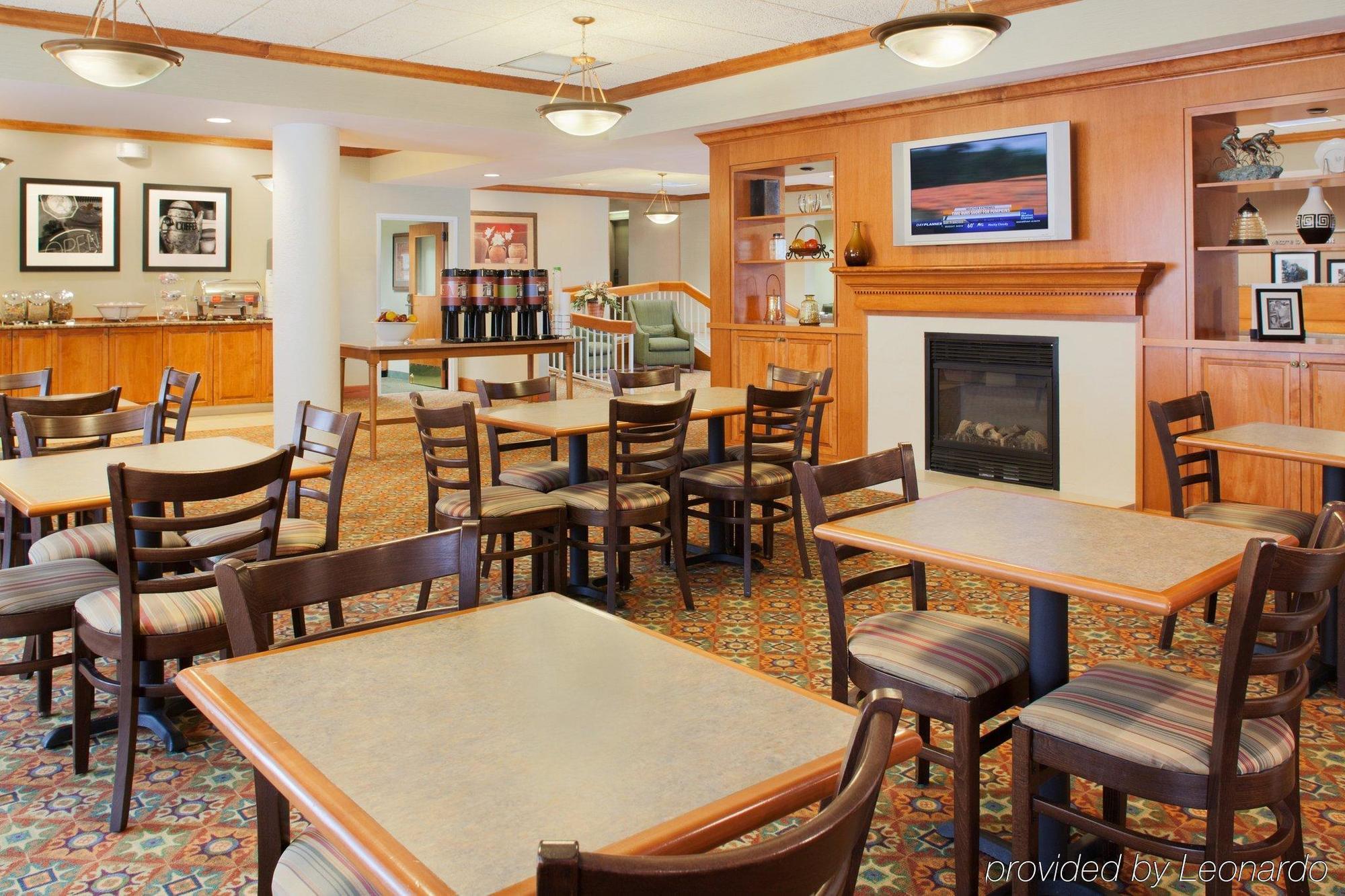 Quality Inn Florissant-St Louis Restaurant foto